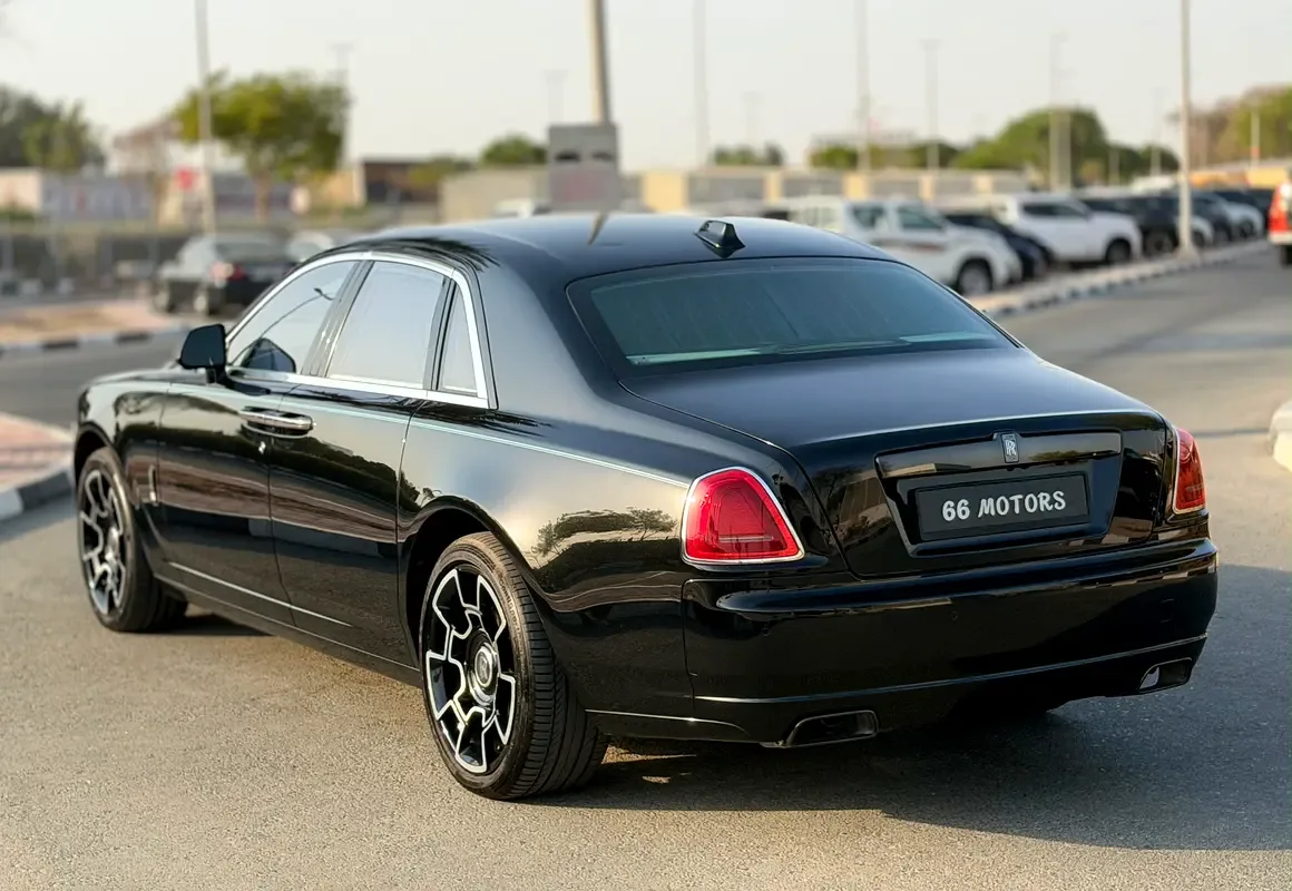 Rolls-Royce Ghost 6.6 AT RWD (570 hp) - 5