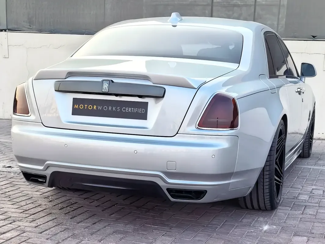 Rolls-Royce Ghost 6.6 AT RWD (612 hp) - 9