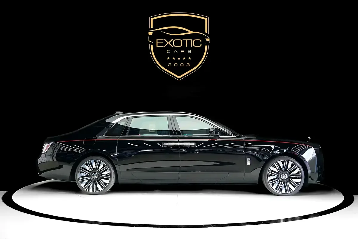 Rolls-Royce Ghost 6.8 AT 4WD (571 hp) - 4