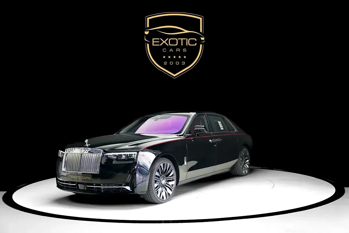 Rolls-Royce Ghost 6.8 AT 4WD (571 hp)