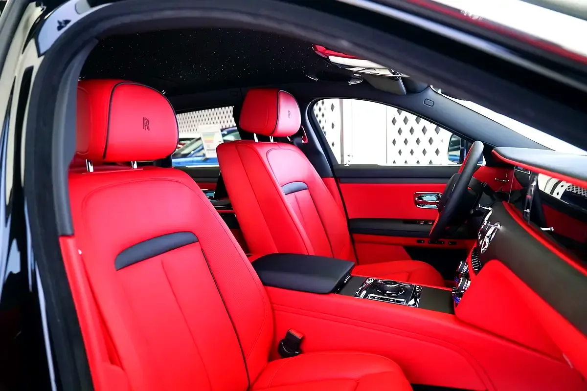Rolls-Royce Ghost 6.8 AT 4WD (571 hp) - 12