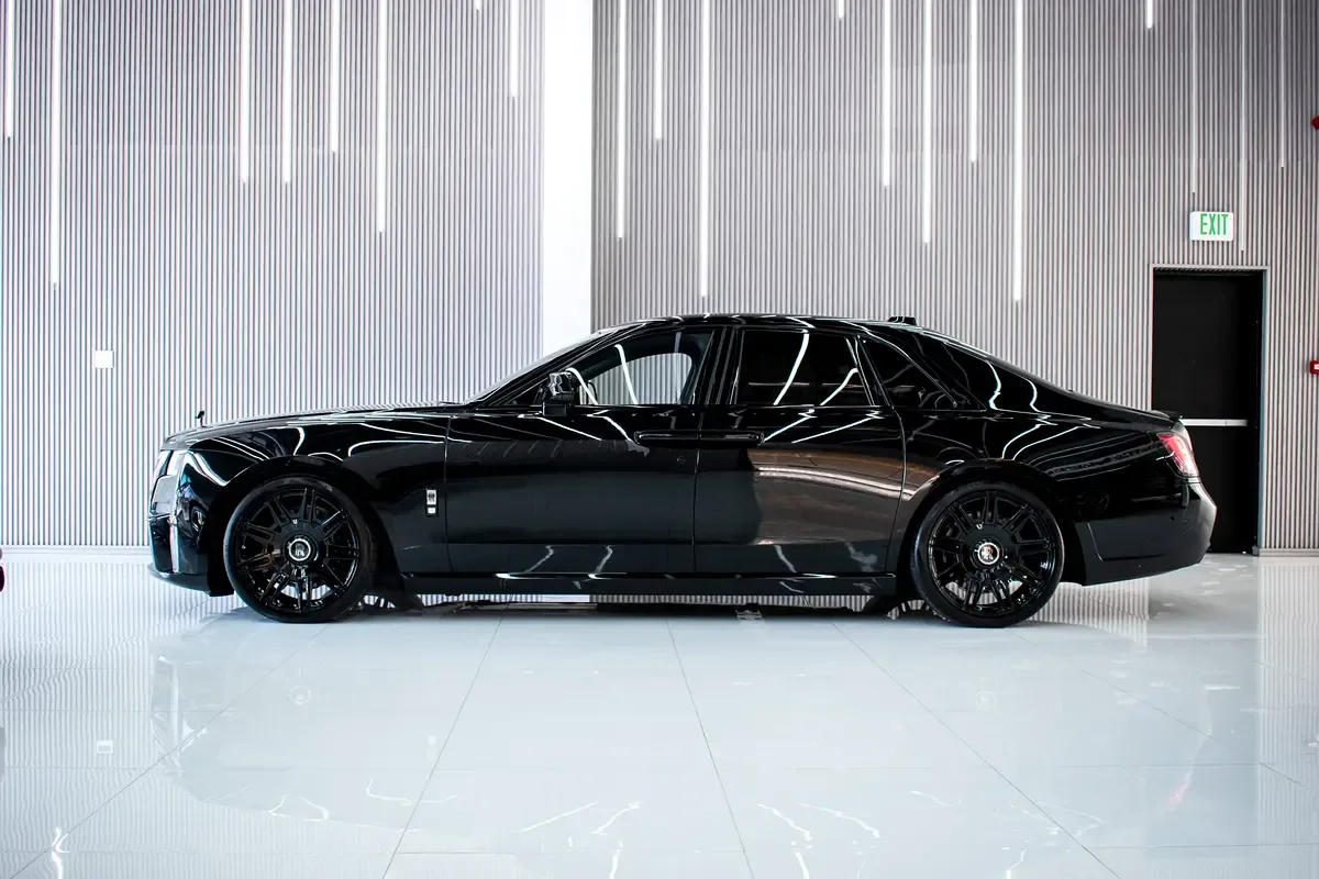 Rolls-Royce Ghost 6.8 AT AWD (571 حصان) - 7