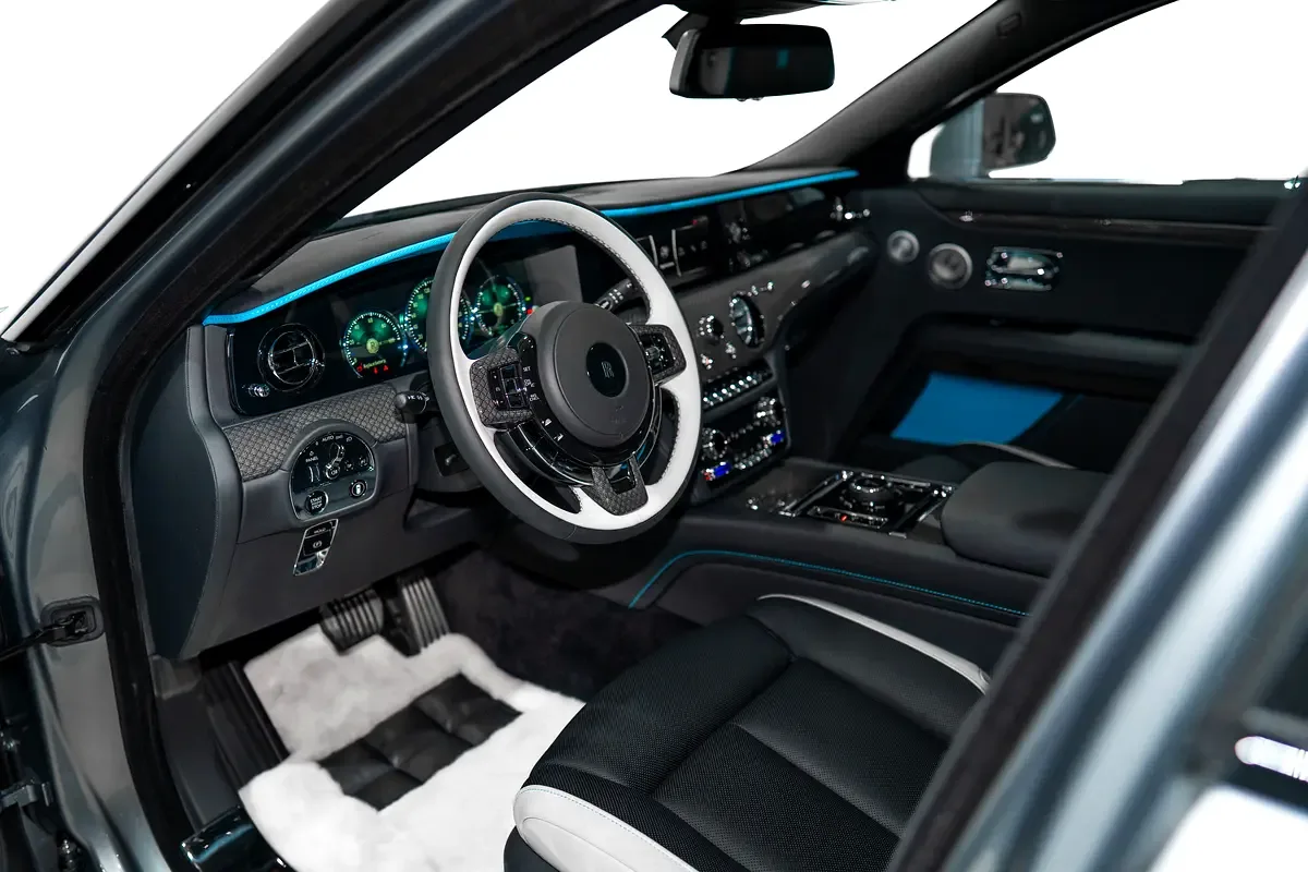Rolls-Royce Ghost 6.8 AT AWD (571 حصان) - 7