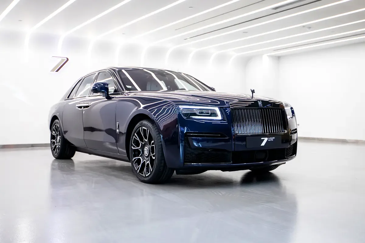 Rolls-Royce Ghost 6.8 AT AWD (571 hp) - 2