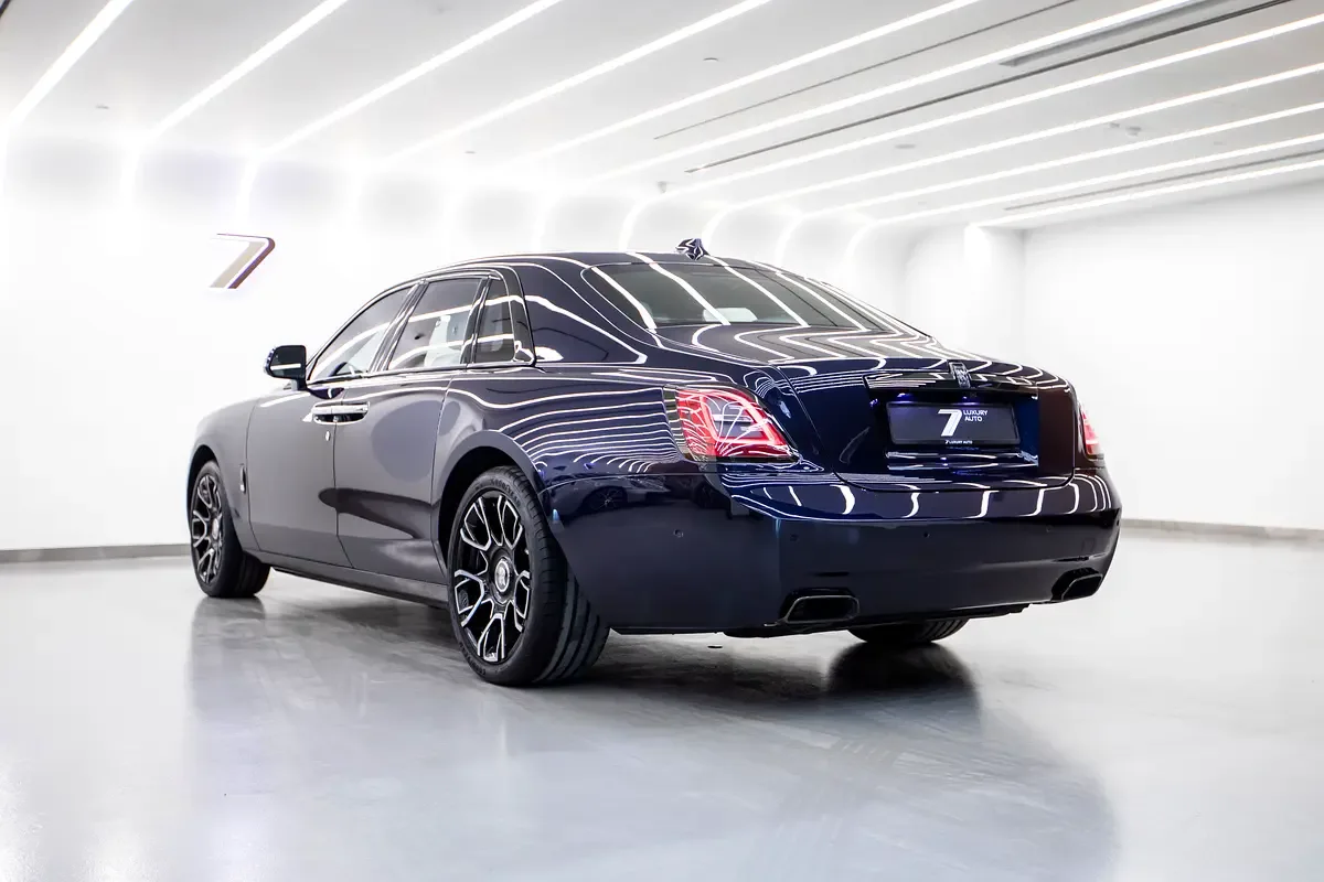 Rolls-Royce Ghost 6.8 AT AWD (571 hp) - 4