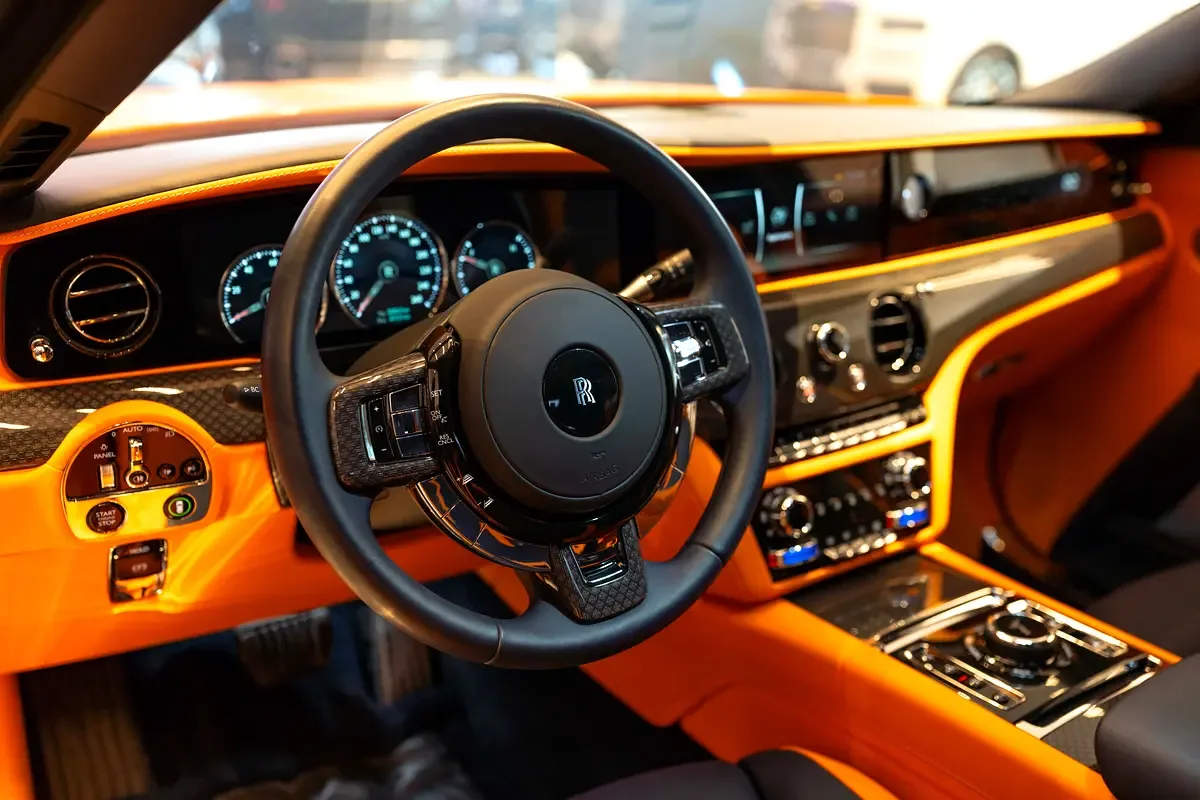 Rolls-Royce Ghost 6.8 AT AWD (571 hp) - 5