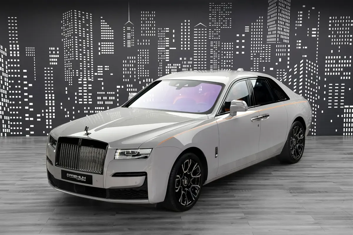 Rolls-Royce Ghost 6.8 AT AWD (571 hp)
