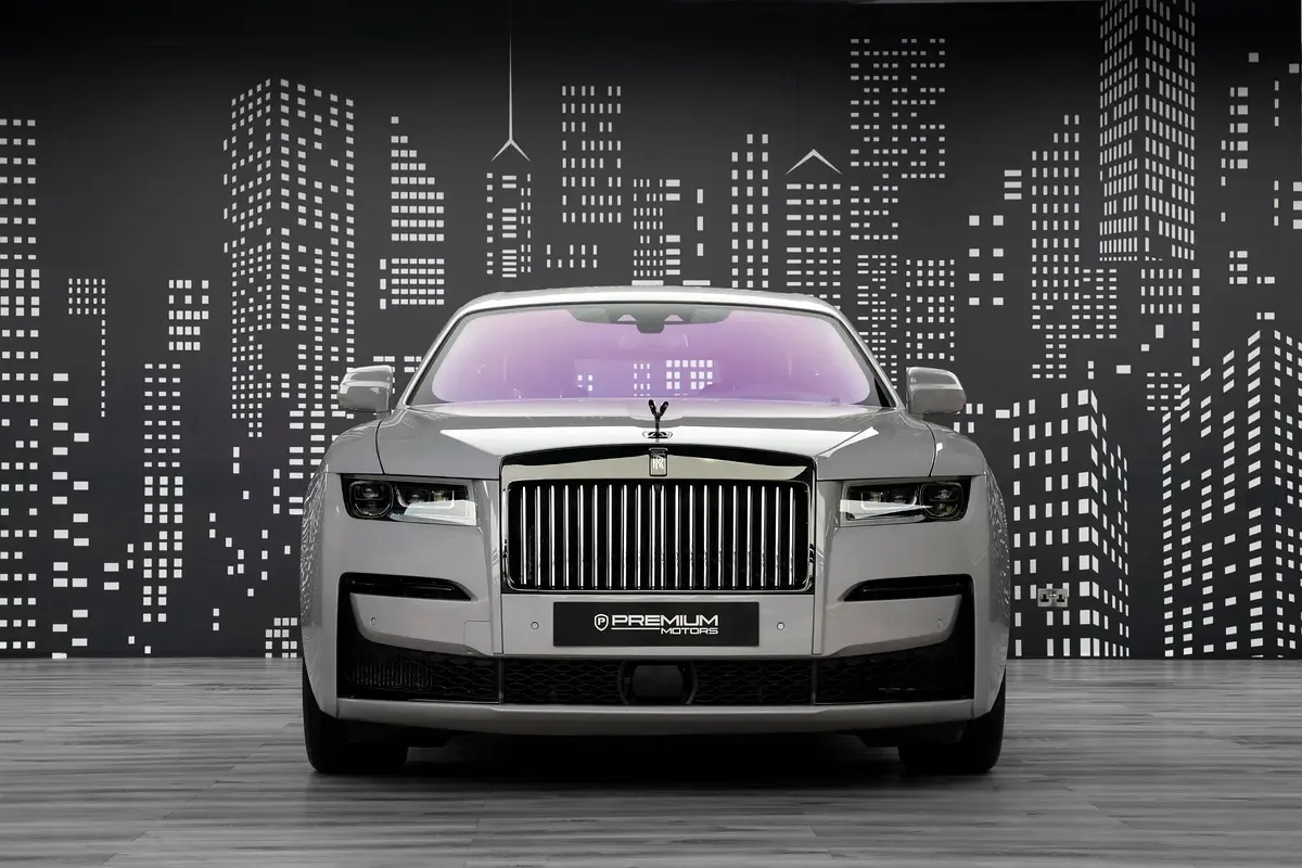 Rolls-Royce Ghost 6.8 AT AWD (571 hp) - 6