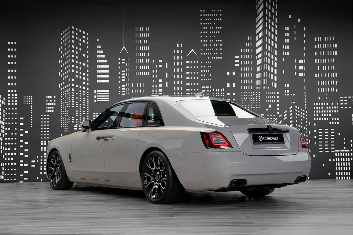 Rolls-Royce Ghost 6.8 AT AWD (571 hp) - 5