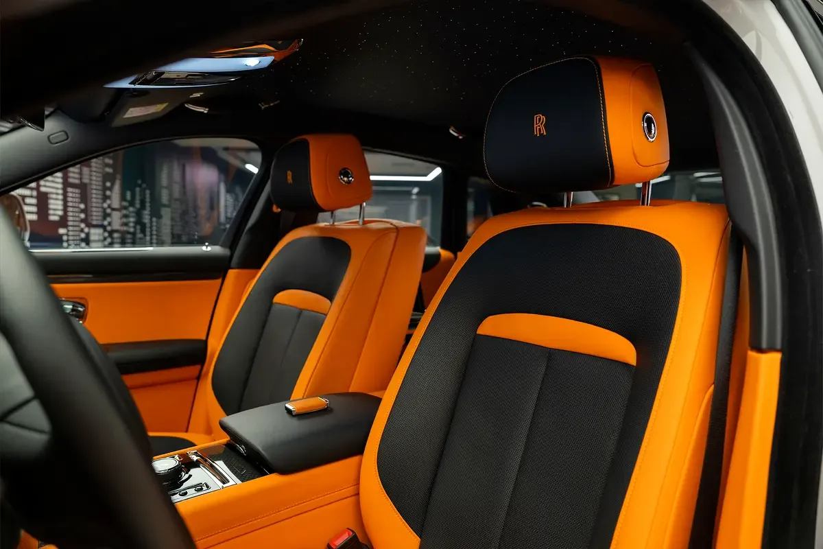 Rolls-Royce Ghost 6.8 AT AWD (571 hp) - 12