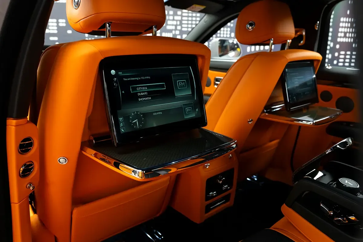 Rolls-Royce Ghost 6.8 AT AWD (571 hp) - 15