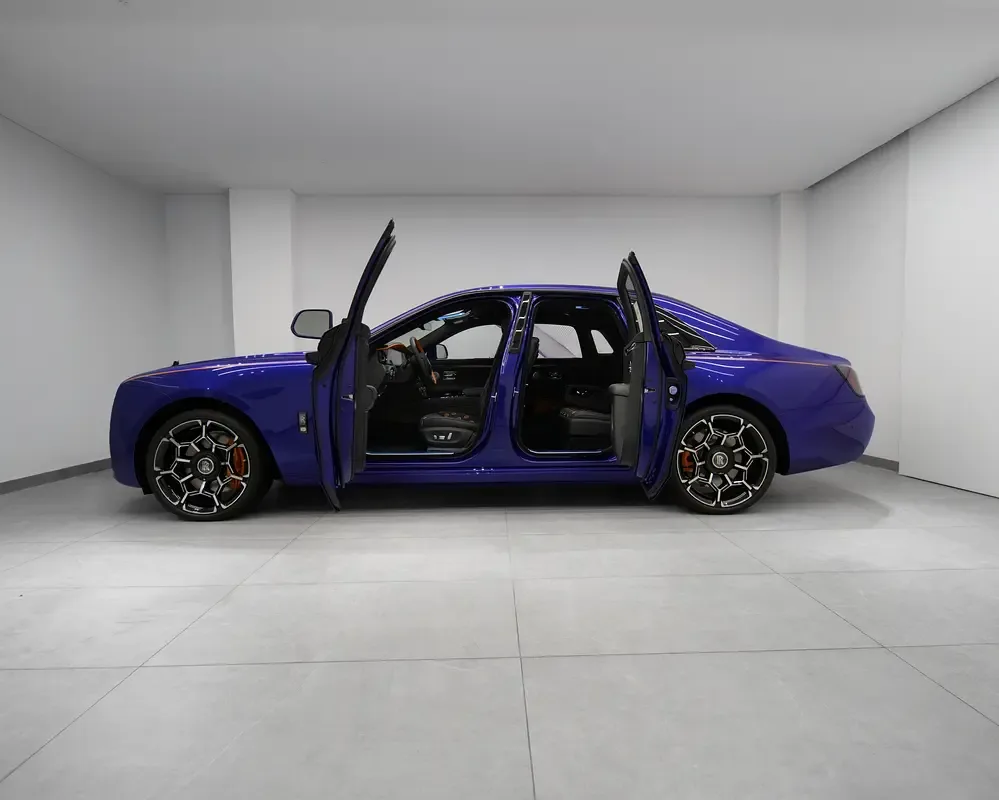 Rolls-Royce Ghost 6.8 AT AWD (571 hp) - 6