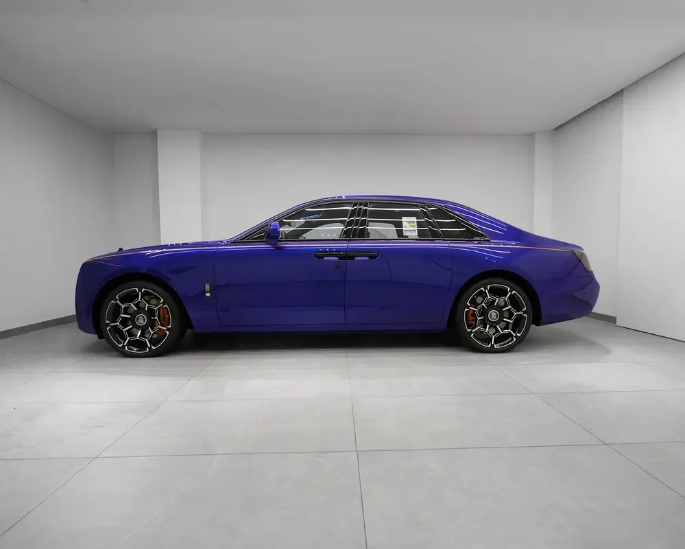 Rolls-Royce Ghost 6.8 AT AWD (571 hp) - 5