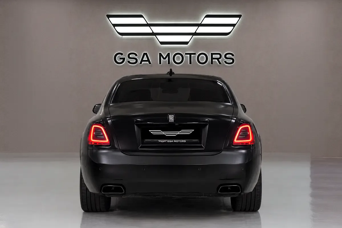 Rolls-Royce Ghost 6.8 AT AWD (571 hp) - 6
