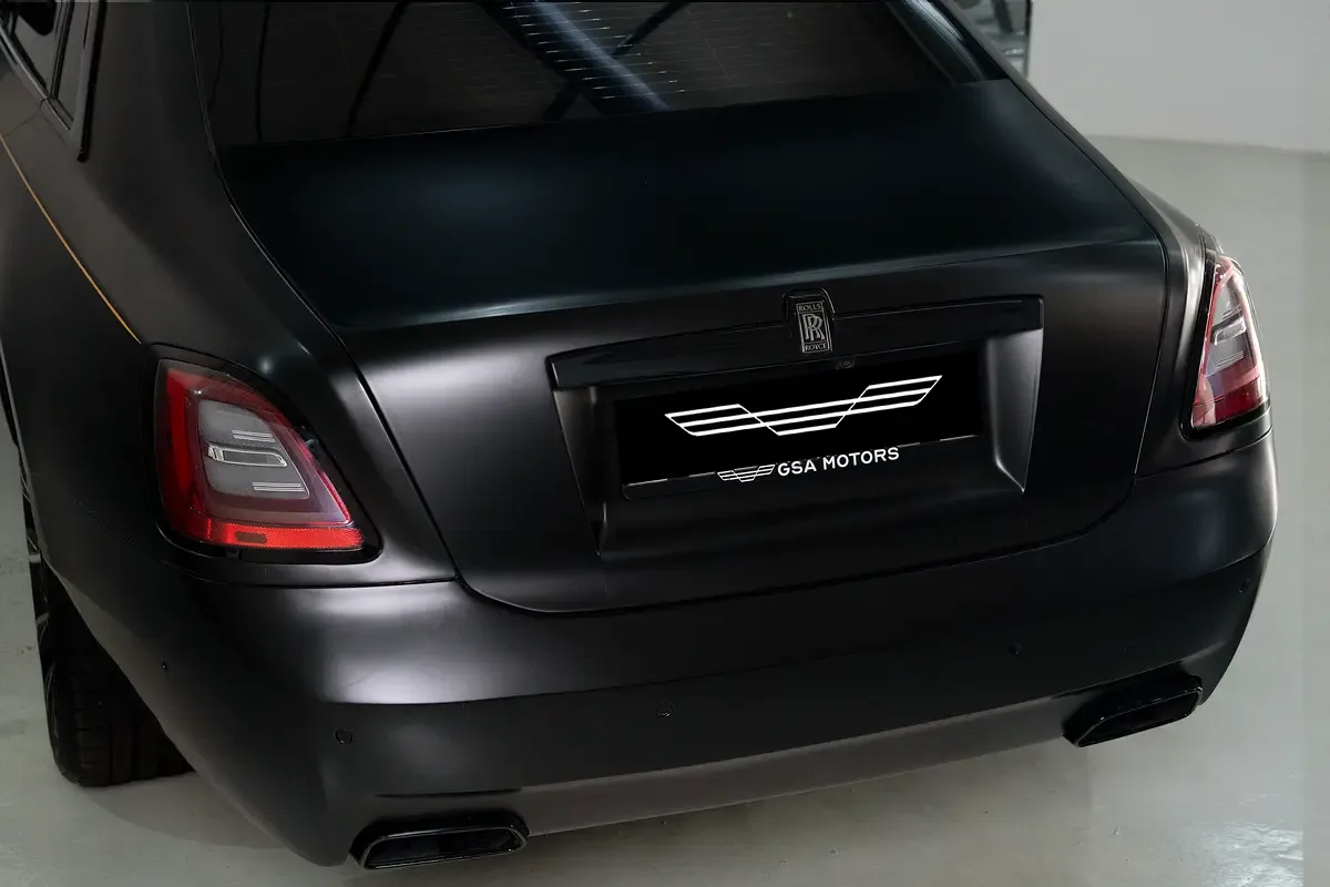 Rolls-Royce Ghost 6.8 AT AWD (571 hp) - 9