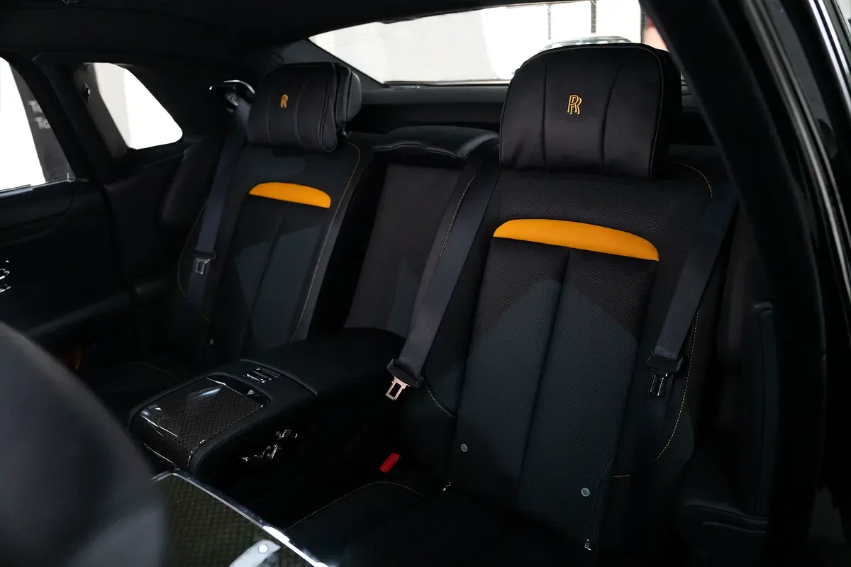 Rolls-Royce Ghost 6.8 AT AWD (571 hp) - 19