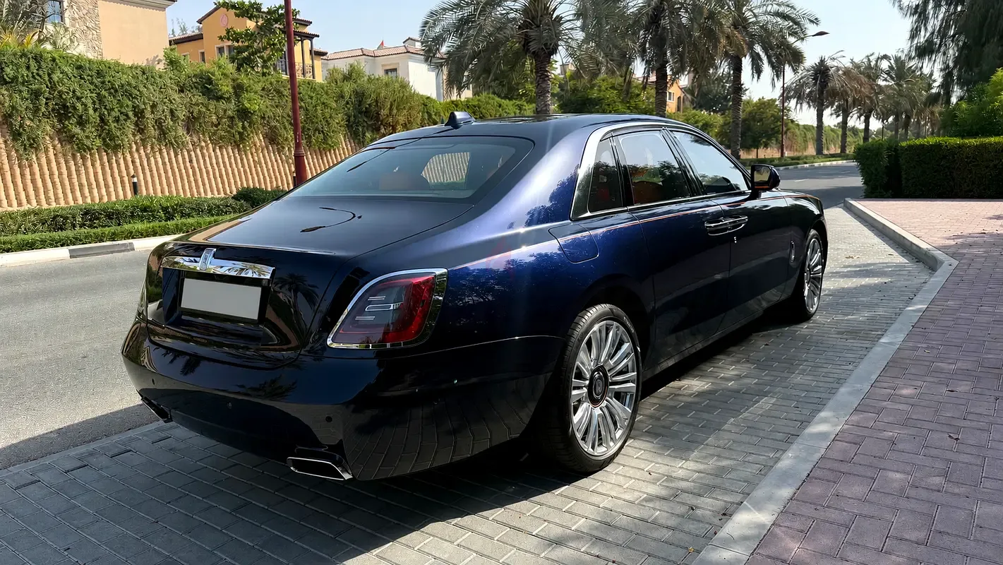 Rolls-Royce Ghost 6.8 AT AWD (571 hp) - 5
