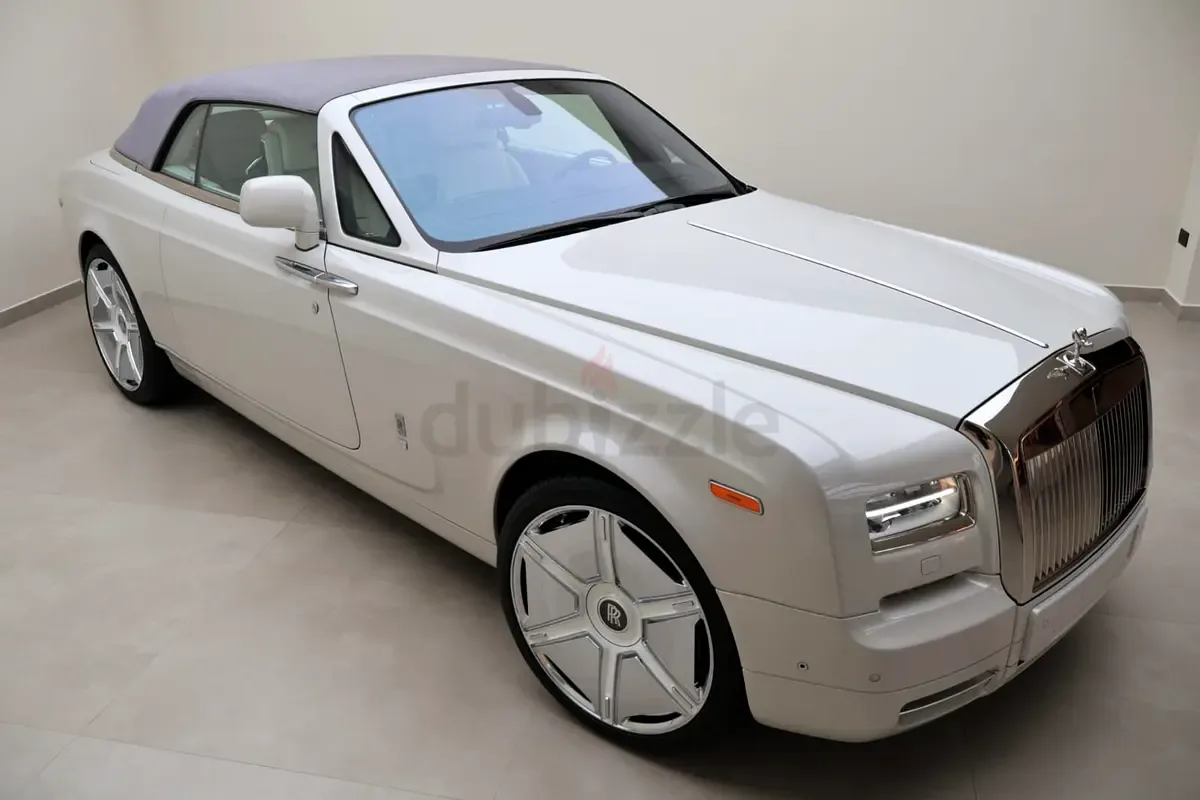 Rolls-Royce Phantom 6.7 AT (453 حصان) - 3
