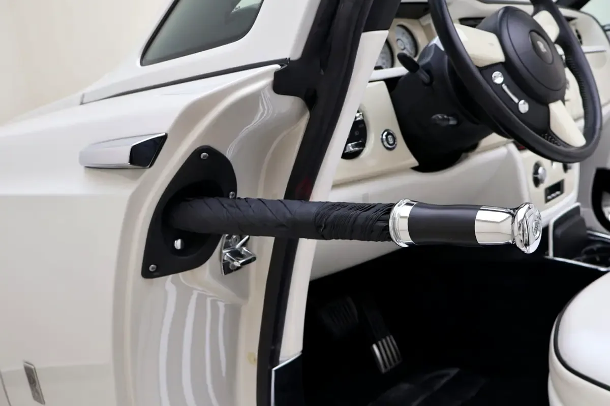 Rolls-Royce Phantom 6.7 AT (453 حصان) - 17