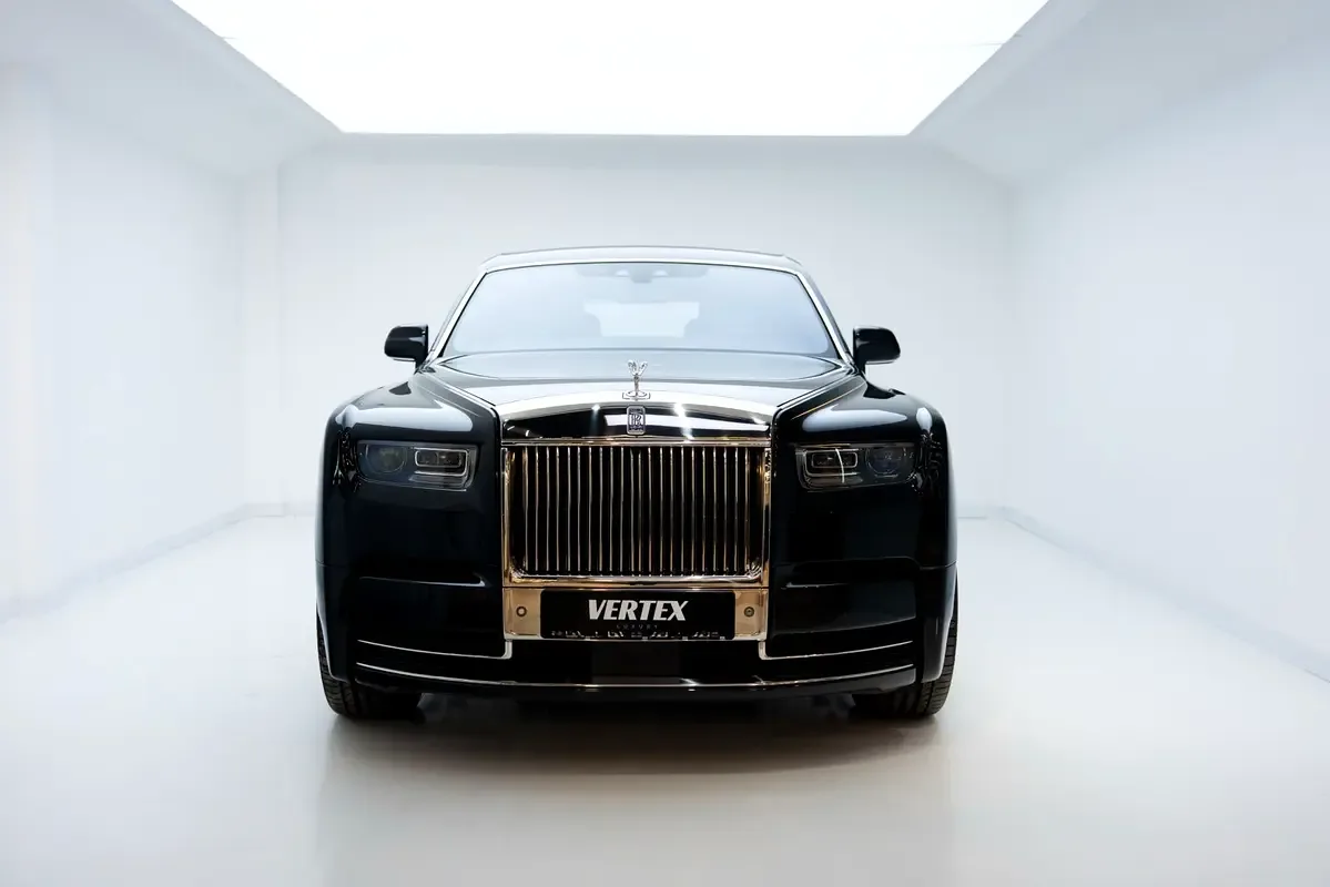 Rolls-Royce Phantom 6.7 AT SWB (571 hp)