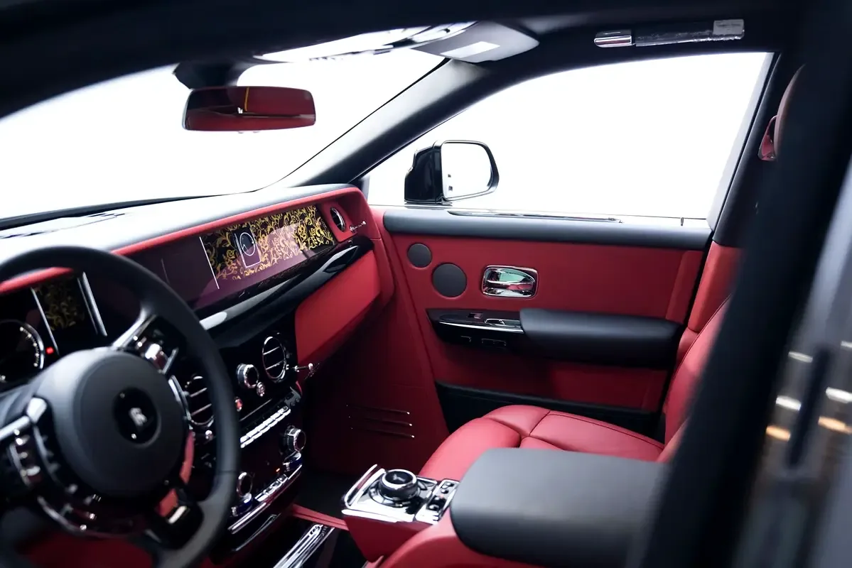 Rolls-Royce Phantom 6.7 AT SWB (571 حصان) - 11
