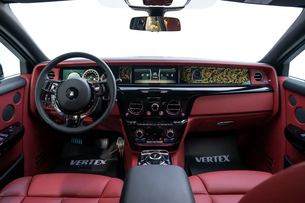 Rolls-Royce Phantom 6.7 AT SWB (571 حصان) - 10