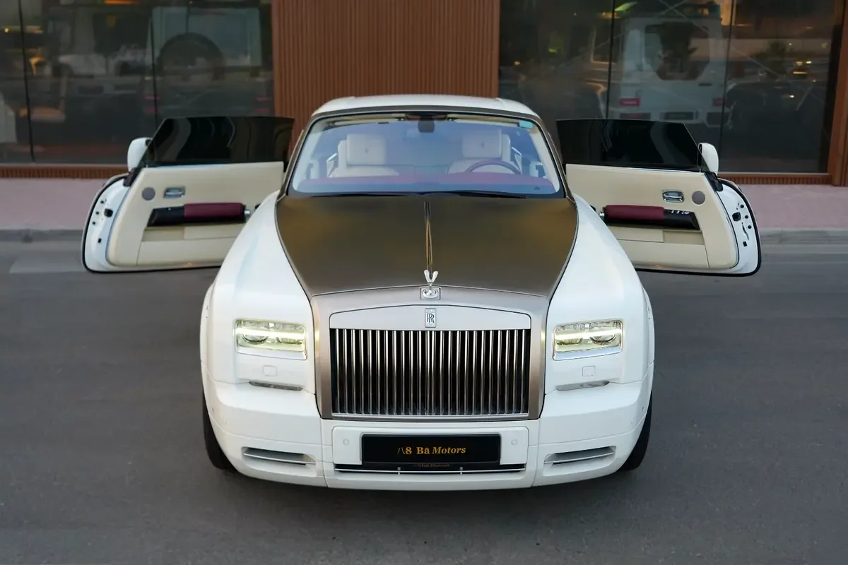 Rolls-Royce Phantom 6.8 AT (460 حصان) - 2