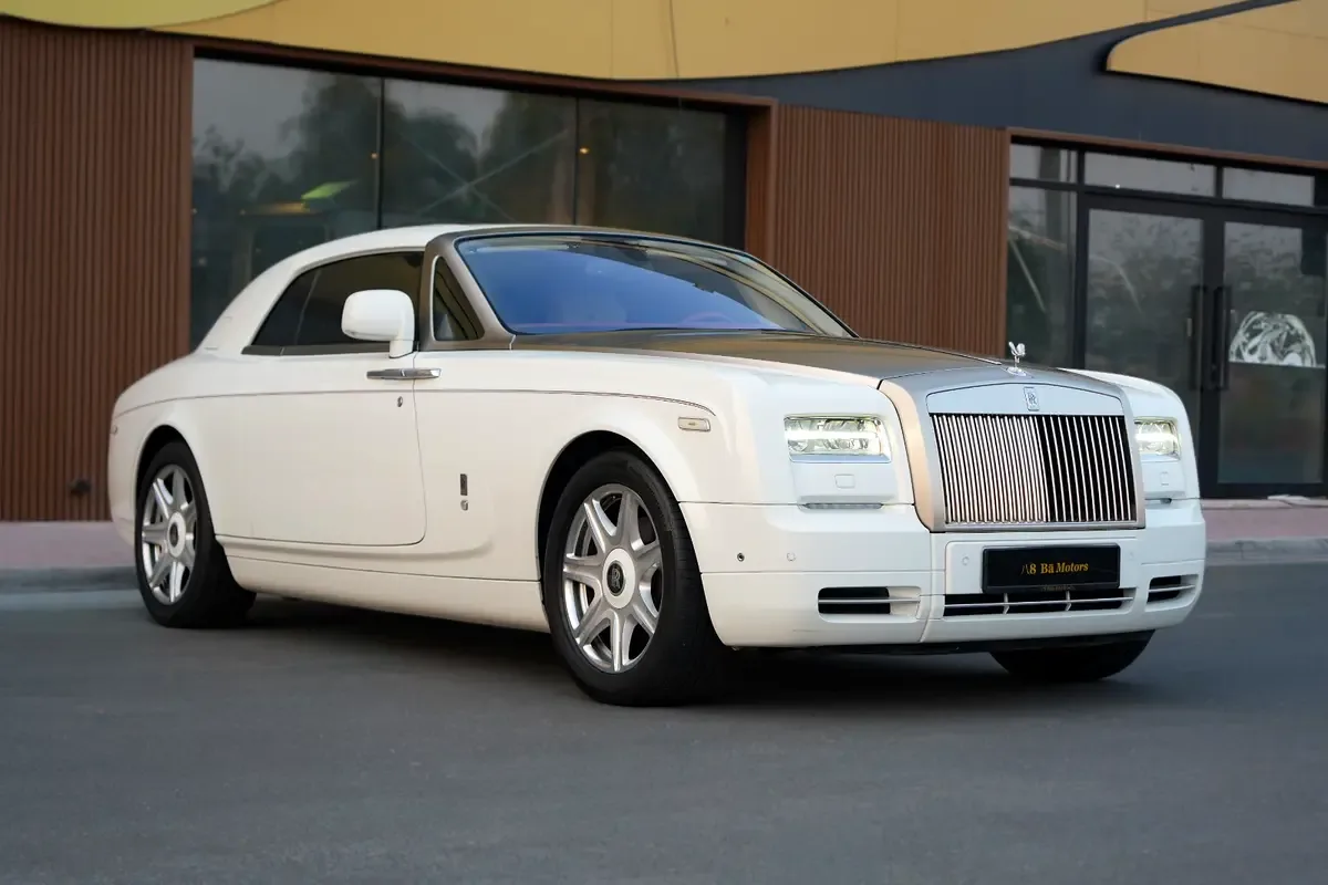 Rolls-Royce Phantom 6.8 AT (460 hp)