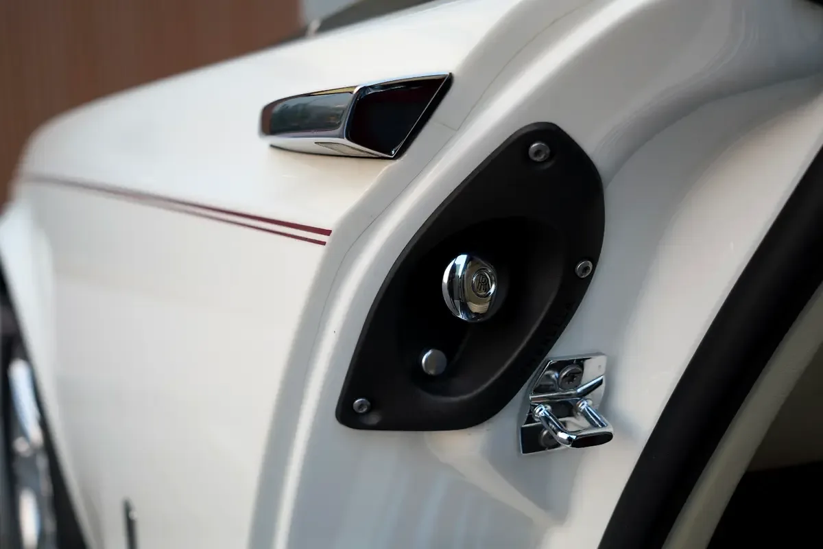 Rolls-Royce Phantom 6.8 AT (460 حصان) - 9