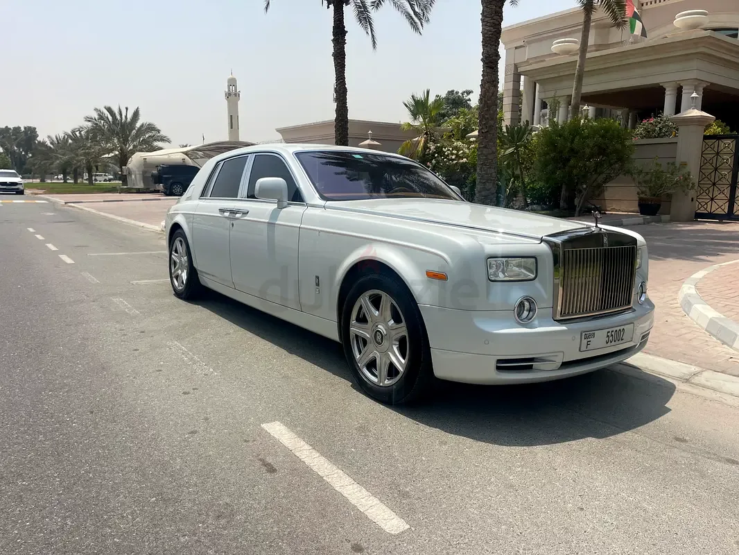 Rolls-Royce Phantom 6.8 AT RWD (460 hp) - 7