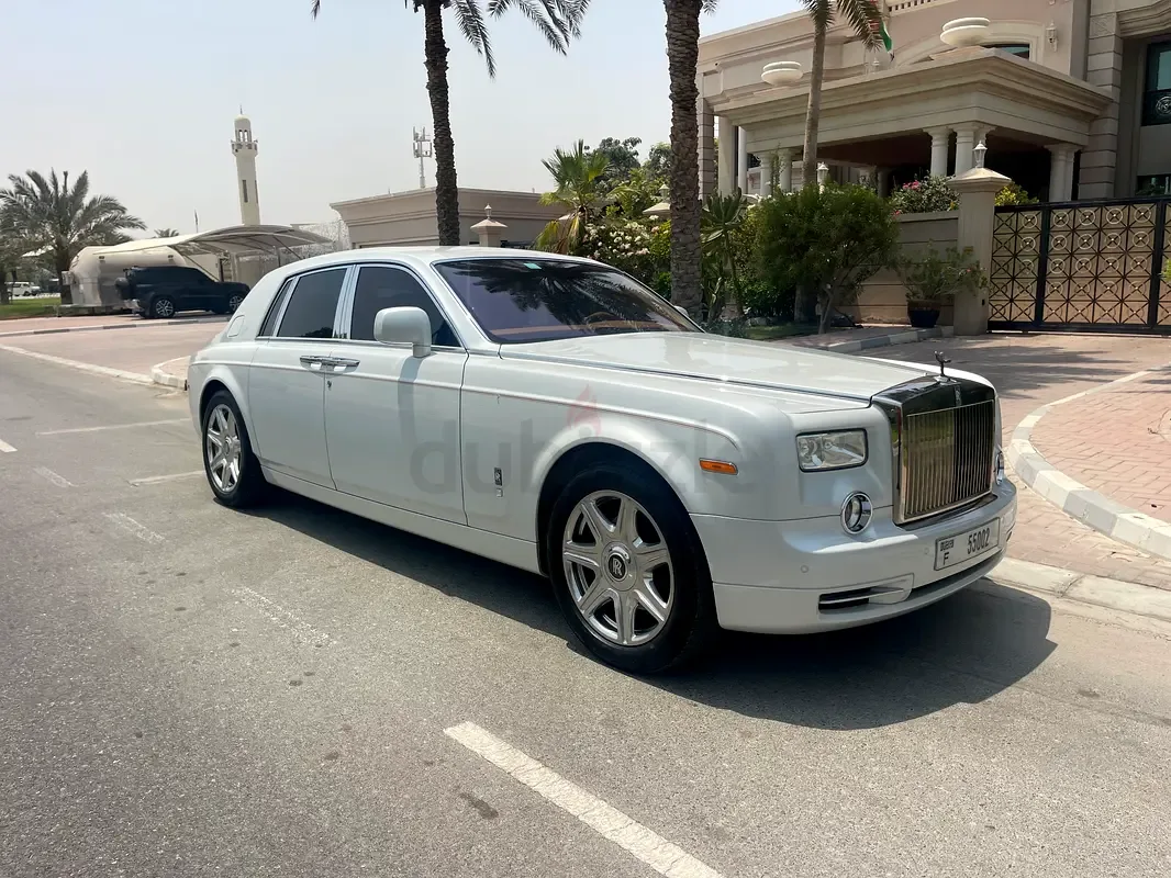 Rolls-Royce Phantom 6.8 AT RWD (460 hp) - 10