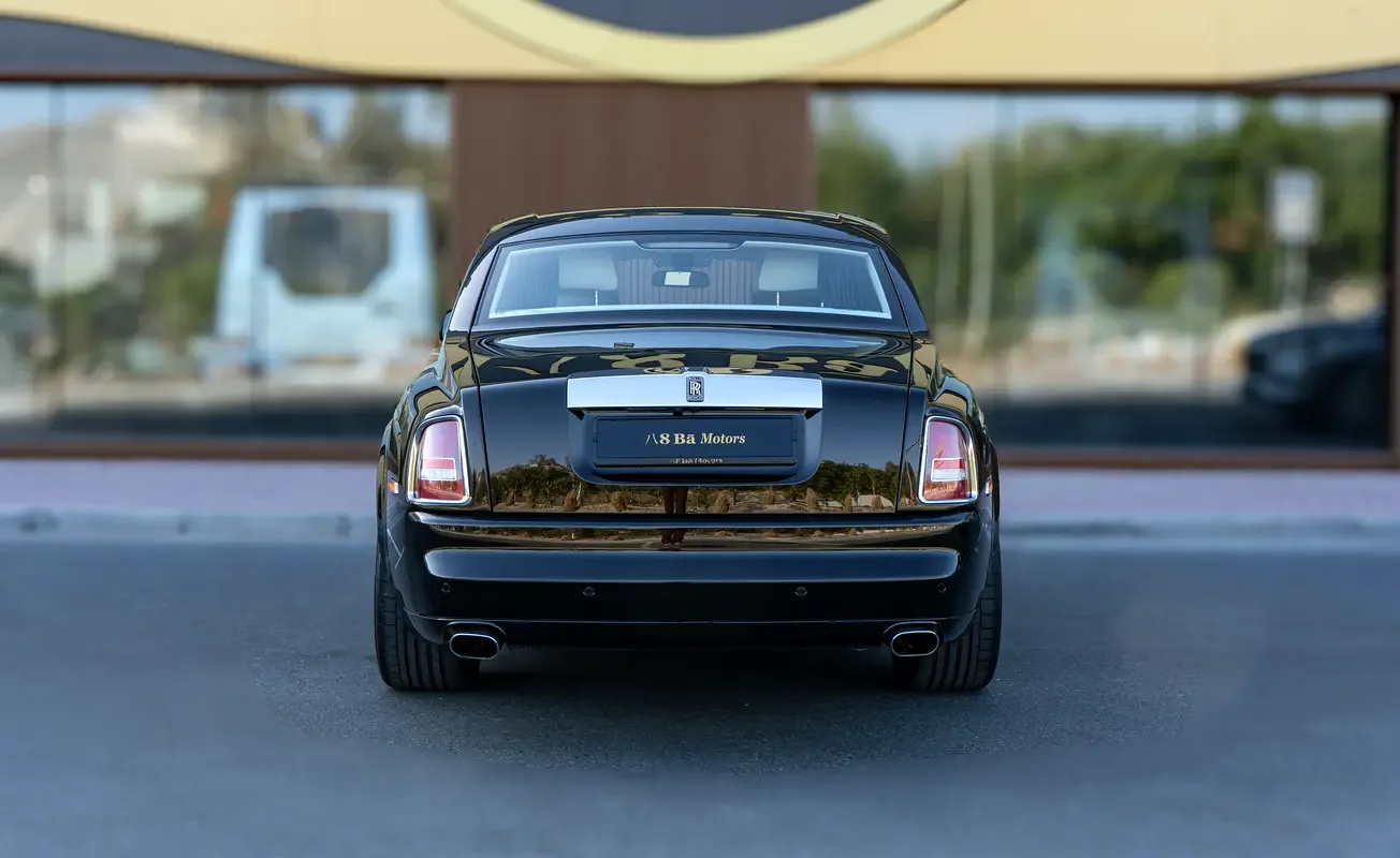 Rolls-Royce Phantom 6.8 AT RWD (460 hp) - 5