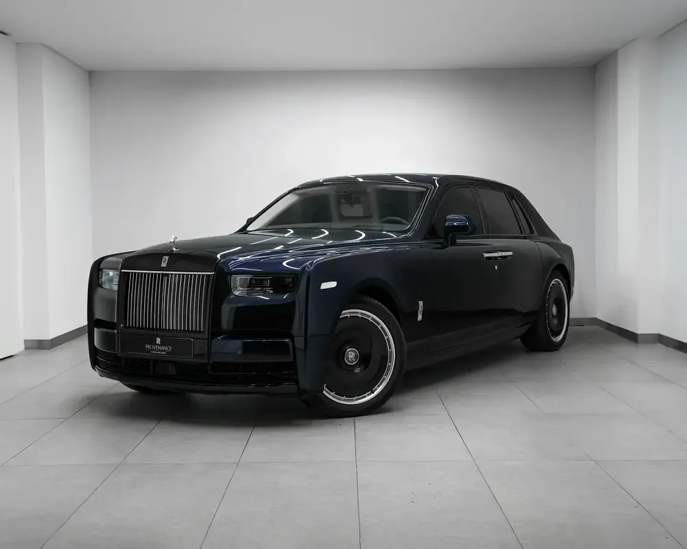 Rolls-Royce Phantom 6.8 AT RWD (571 hp)