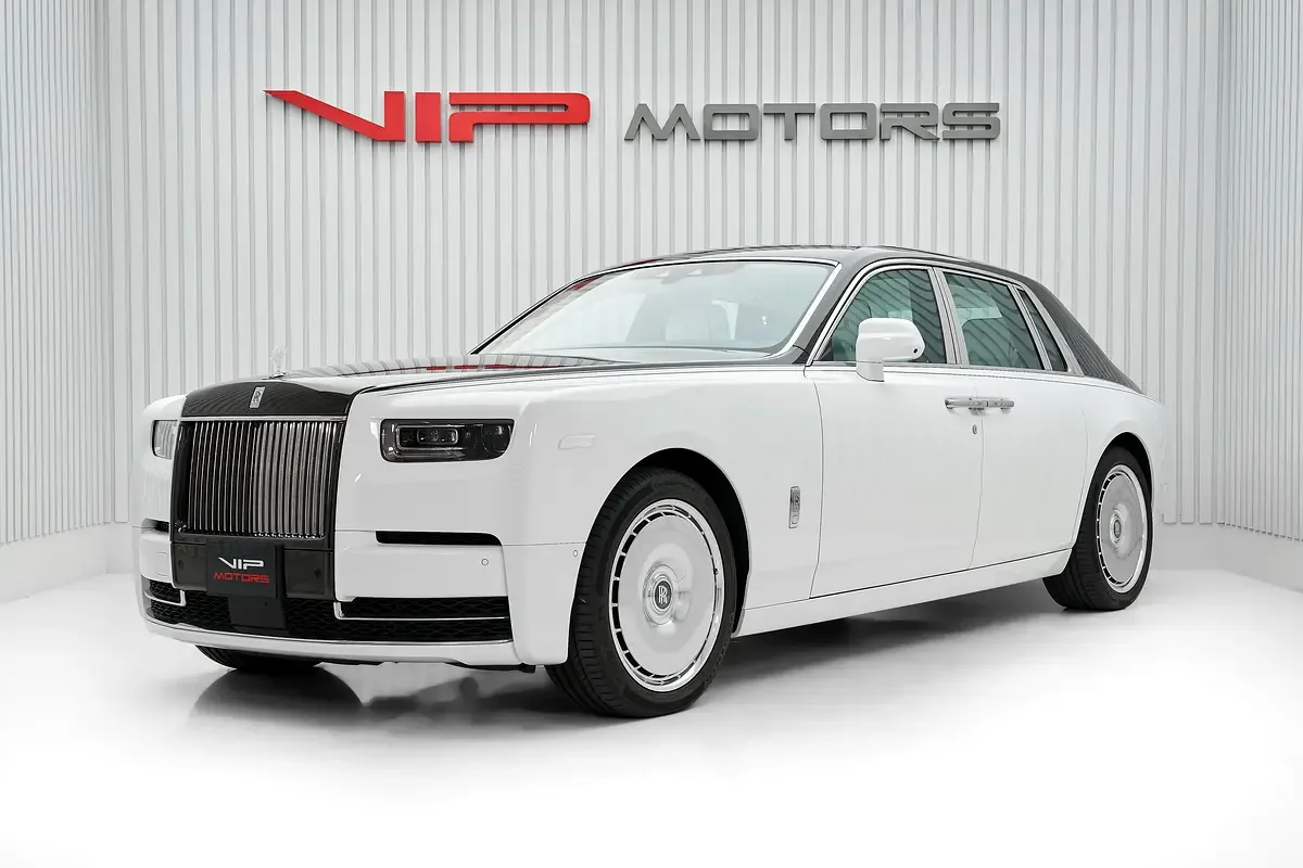 Rolls-Royce Phantom 6.8 AT RWD (571 hp)