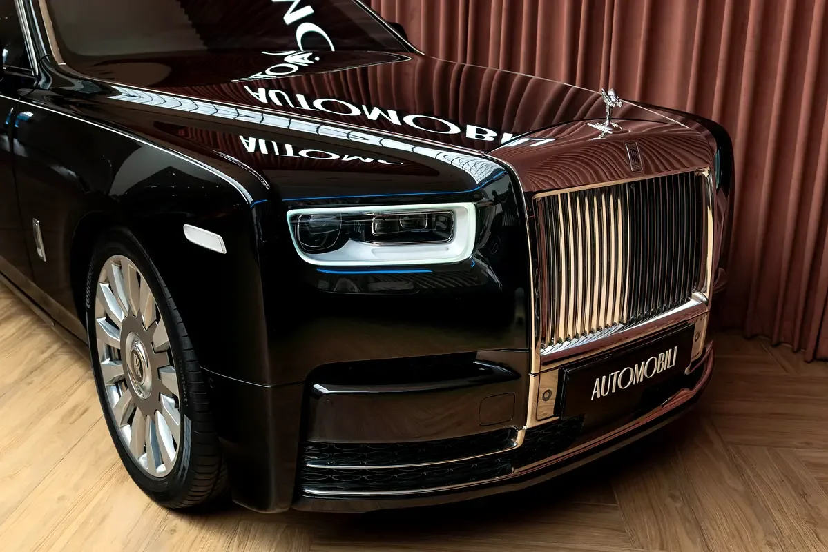 Rolls-Royce Phantom 6.8 AT RWD (571 حصان) - 7