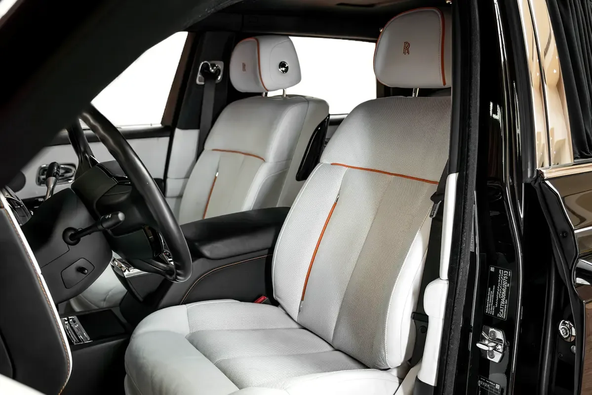 Rolls-Royce Phantom 6.8 AT RWD (571 حصان) - 15