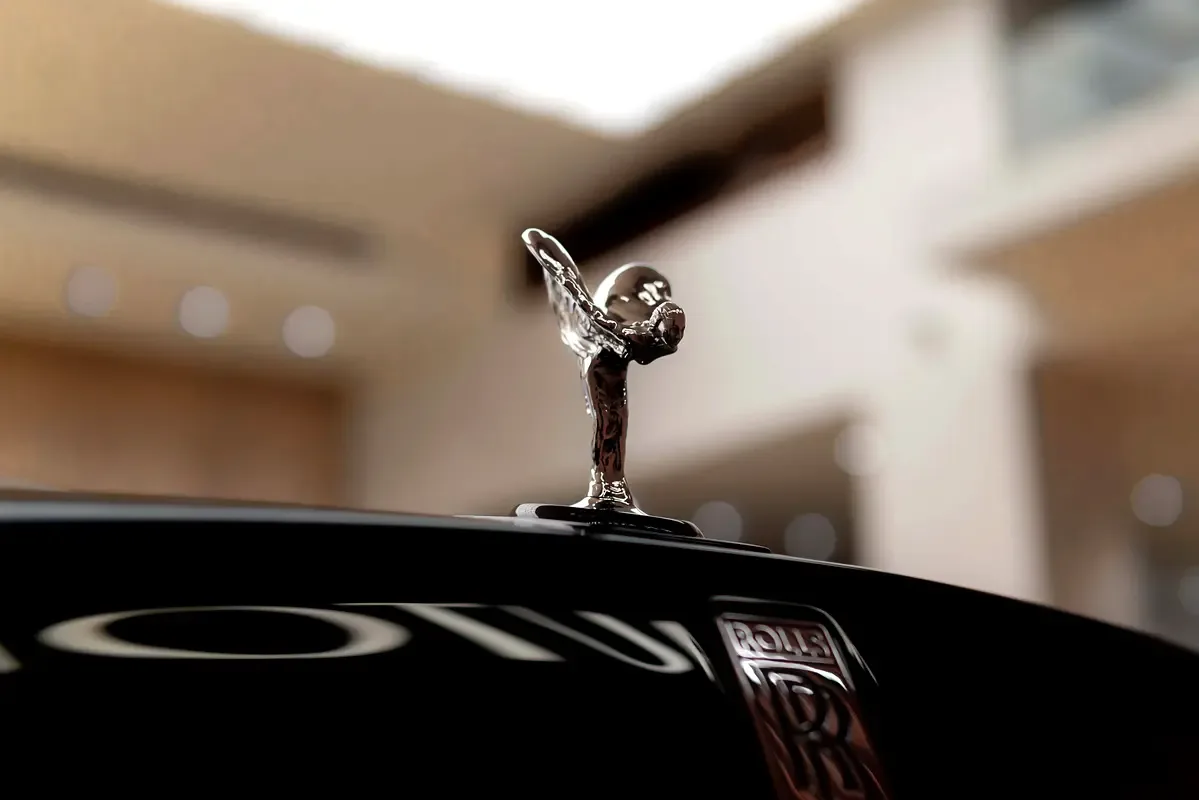 Rolls-Royce Phantom 6.8 AT RWD (571 hp) - 6