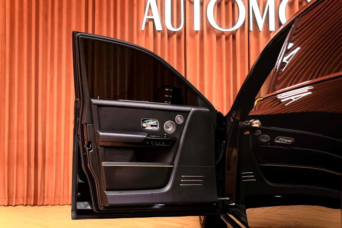 Rolls-Royce Phantom 6.8 AT RWD (571 hp) - 8