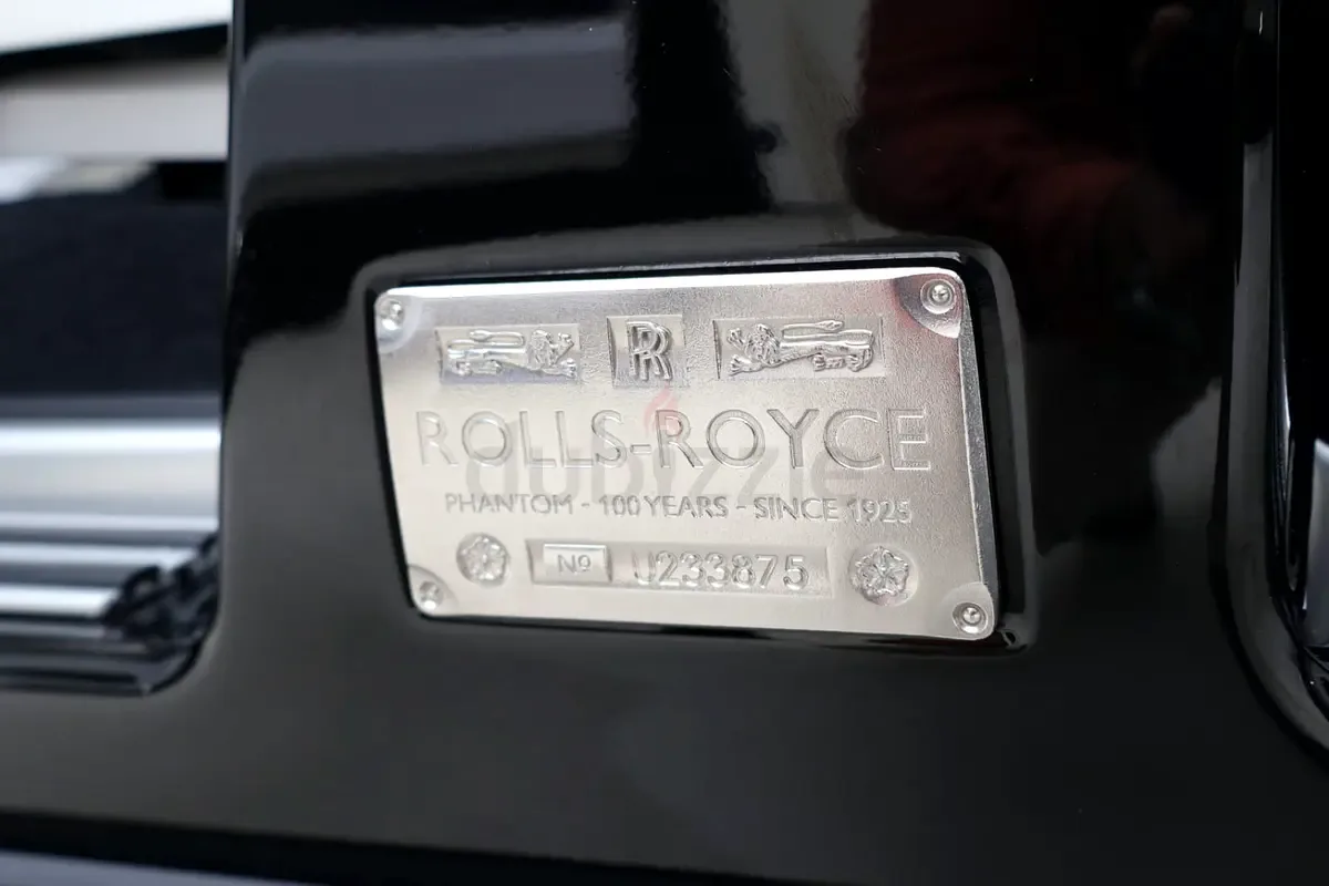 Rolls-Royce Phantom 6.8 AT RWD (571 حصان) - 8