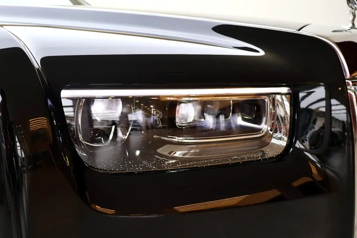 Rolls-Royce Phantom 6.8 AT RWD (571 حصان) - 7