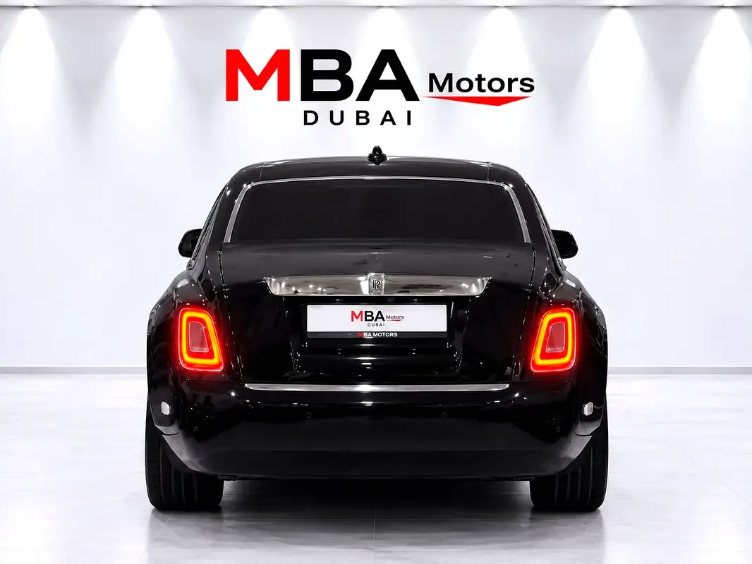 Rolls-Royce Phantom 6.8 AT RWD (571 حصان) - 5