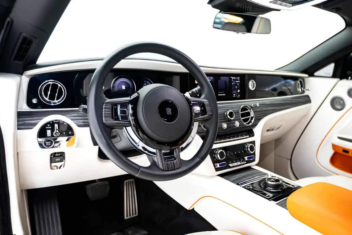 Rolls-Royce Spectre AT 4WD (585 حصان) - 8