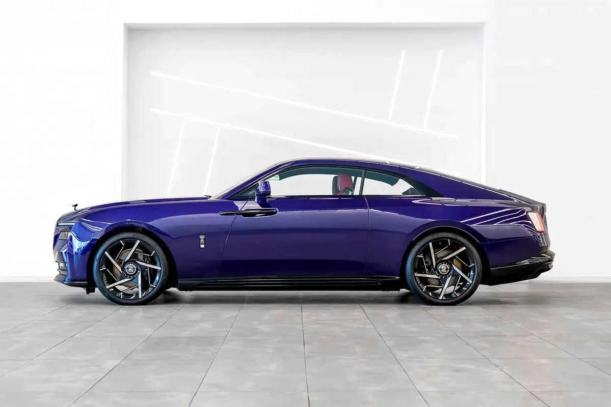 Rolls-Royce Spectre AT 4WD (585 hp) - 2