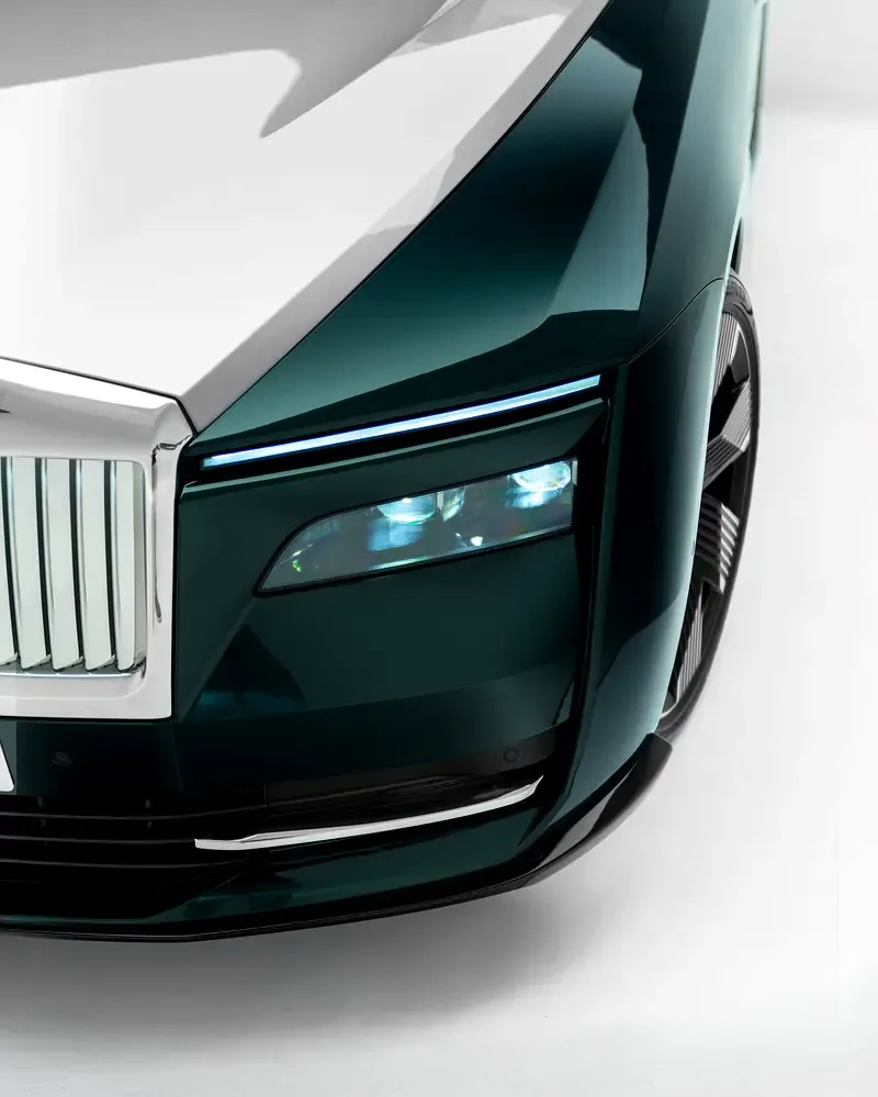 Rolls-Royce Spectre AT 4WD (585 hp) - 8