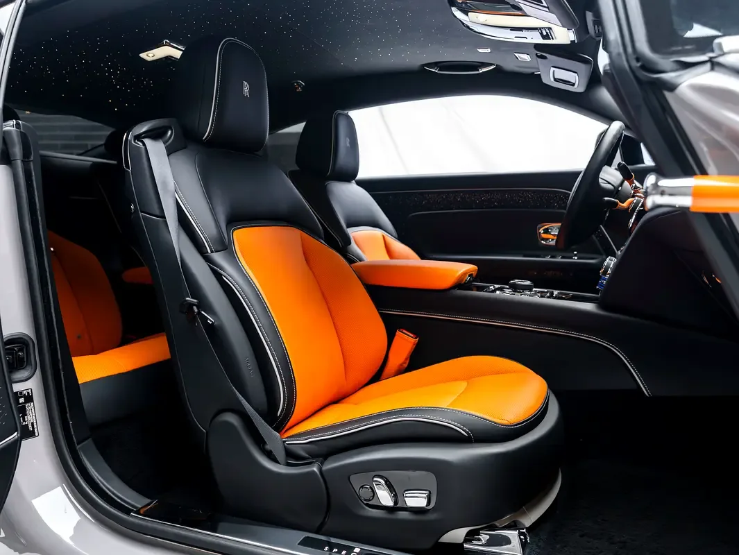 Rolls-Royce Spectre AT 4WD (585 hp) - 8