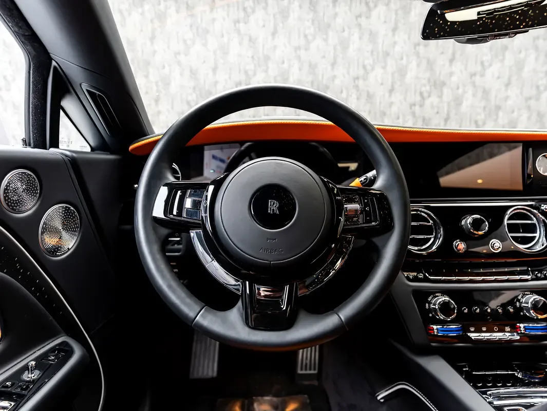 Rolls-Royce Spectre AT 4WD (585 hp) - 11