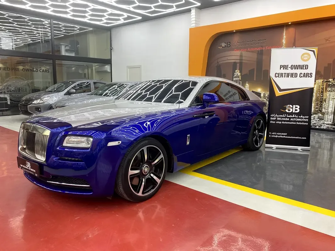 Rolls-Royce Wraith 6.6 AT RWD (632 hp)