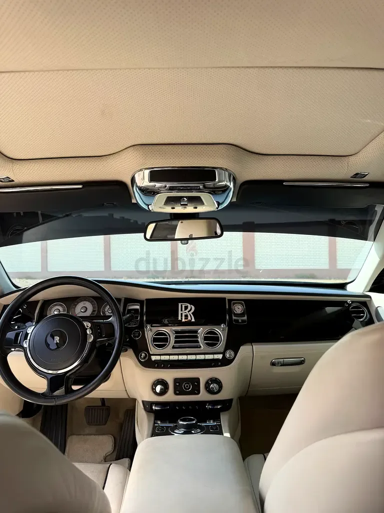 Rolls-Royce Wraith 6.6 AT RWD (632 حصان) - 7