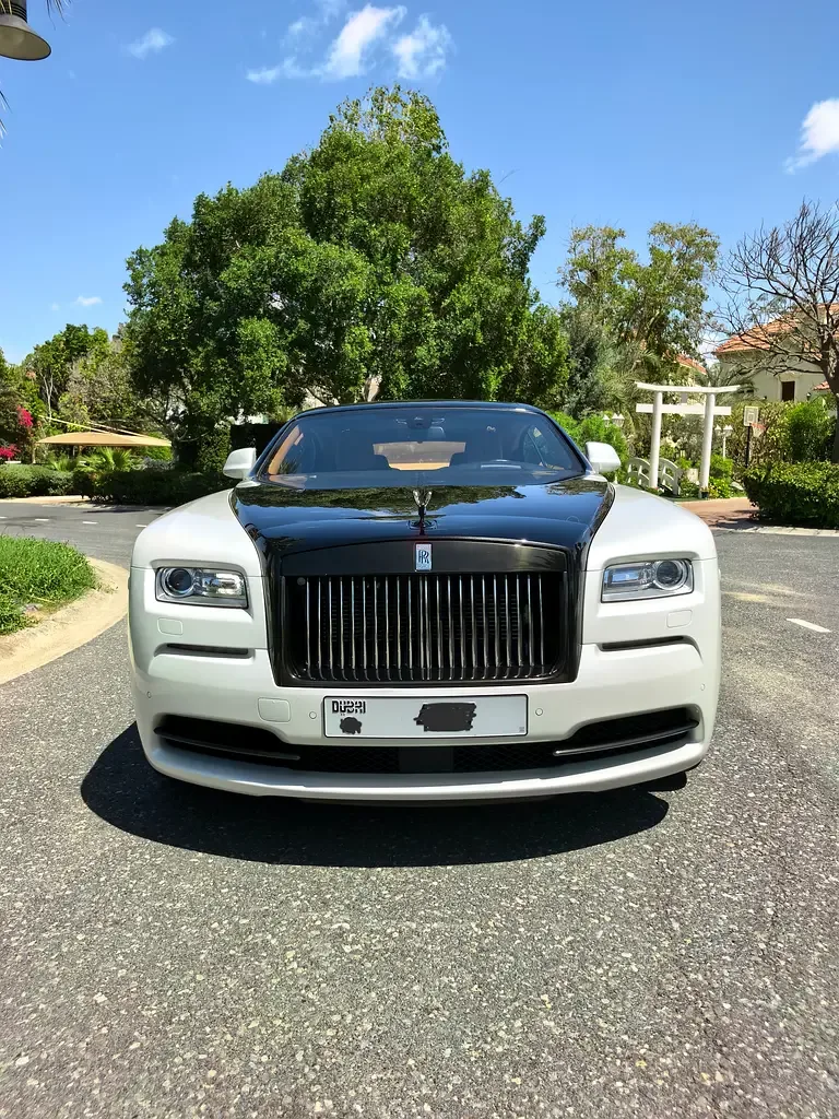 Rolls-Royce Wraith 6.6 AT RWD (632 hp) - 4
