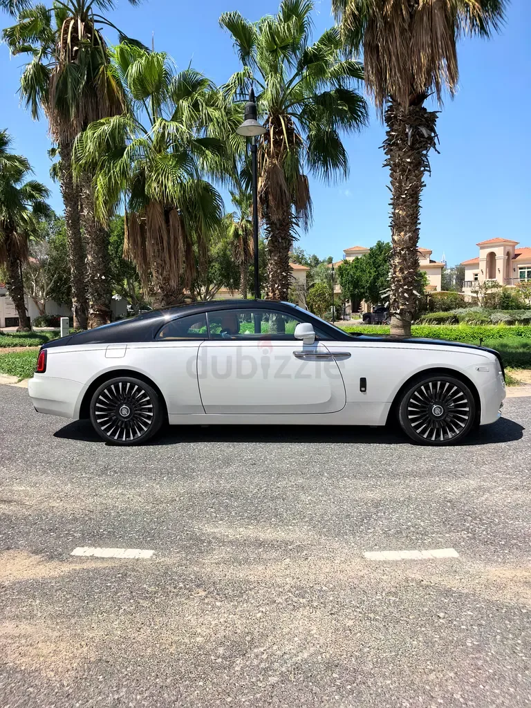 Rolls-Royce Wraith 6.6 AT RWD (632 hp) - 3